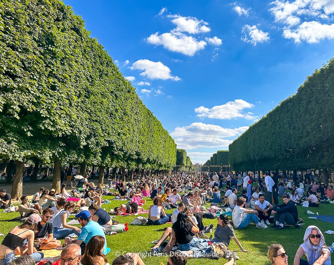 Jardin des Grands Explorateurs on a warm, sunny afternoon