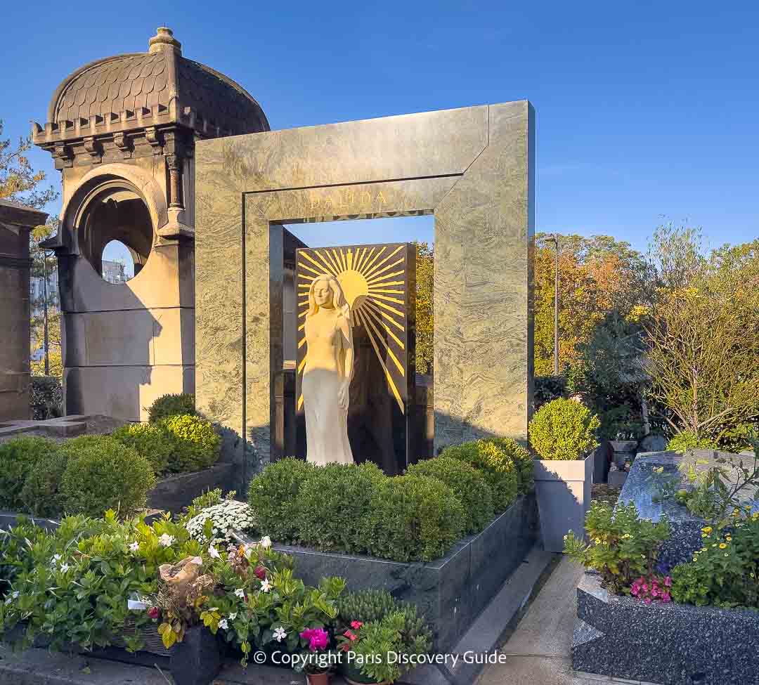 Dalida's grave at Montmartre Cemetery