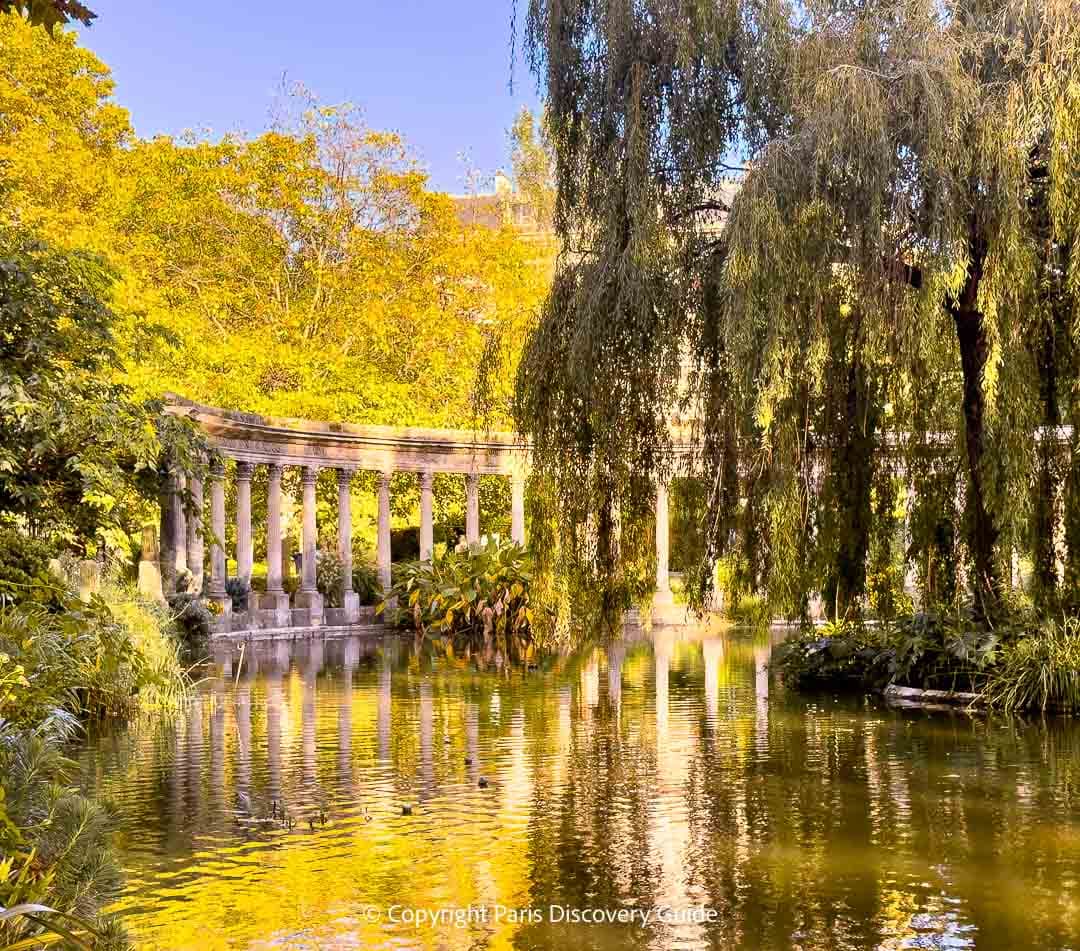 Golden fall foliage in Tuileries Garden in October- Photo credit: AdobeStock/P.E.Faivre