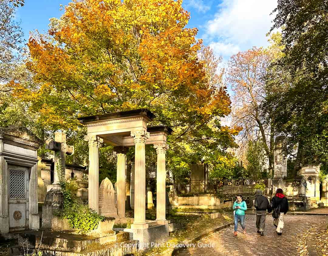 Pere Lachaise Cemetery in Paris - Chopin's tomb