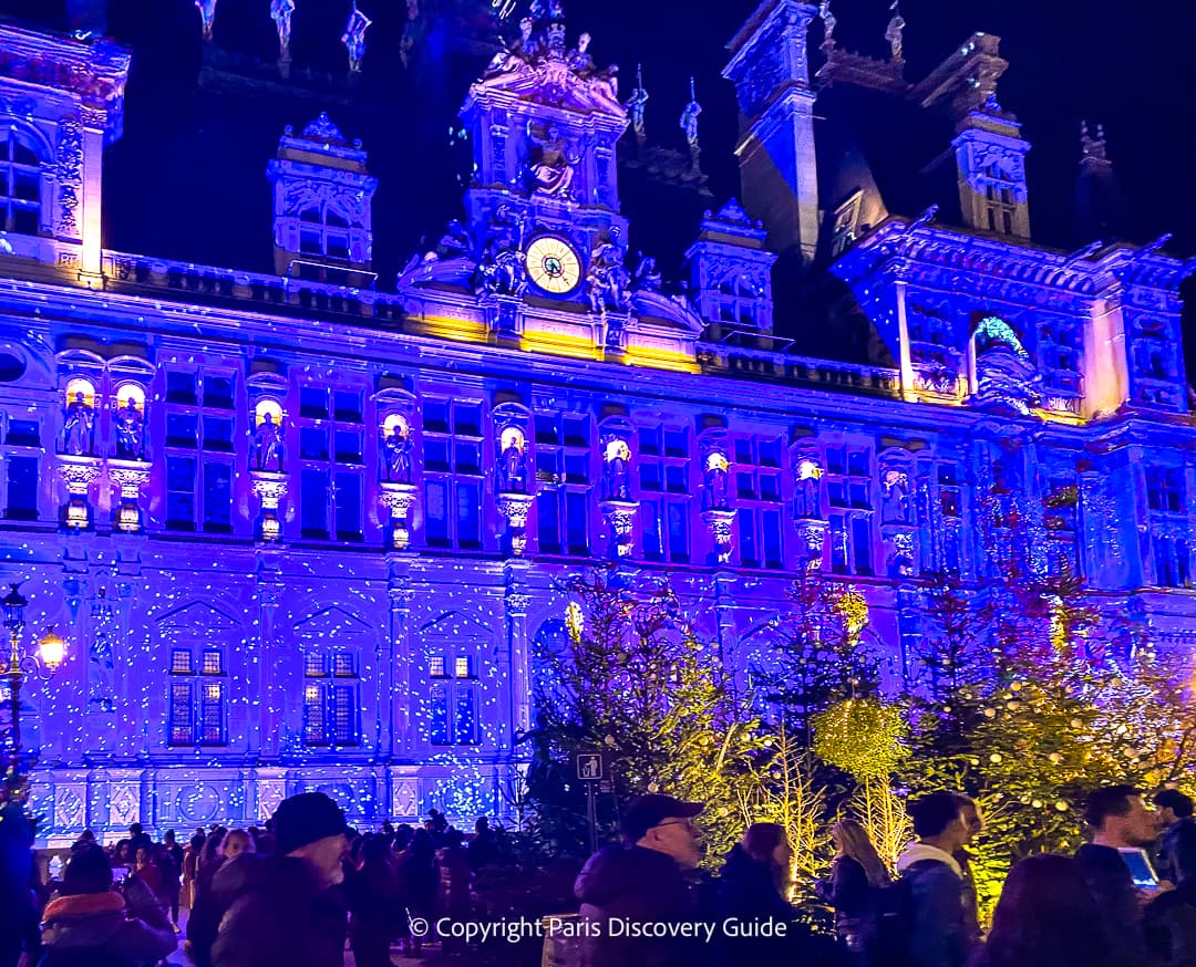 light show at the Hotel de Ville Christmas Market 