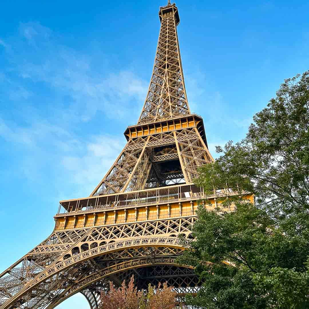 Eiffel Tower - Paris