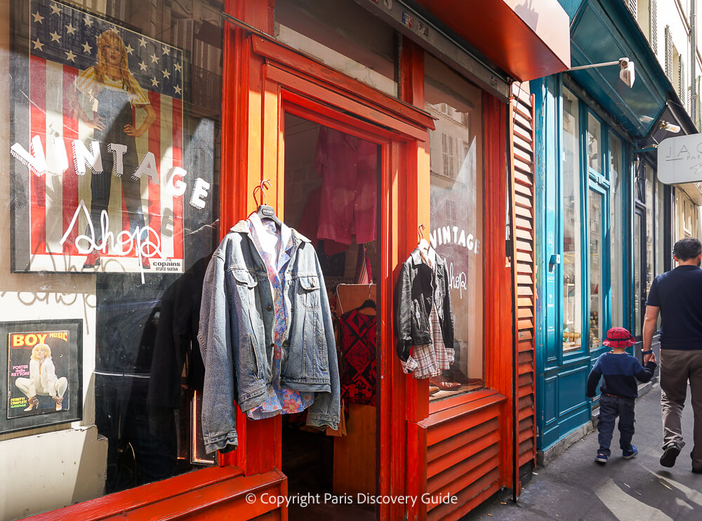 Visit to the costume creation studio at the Opéra National de Paris