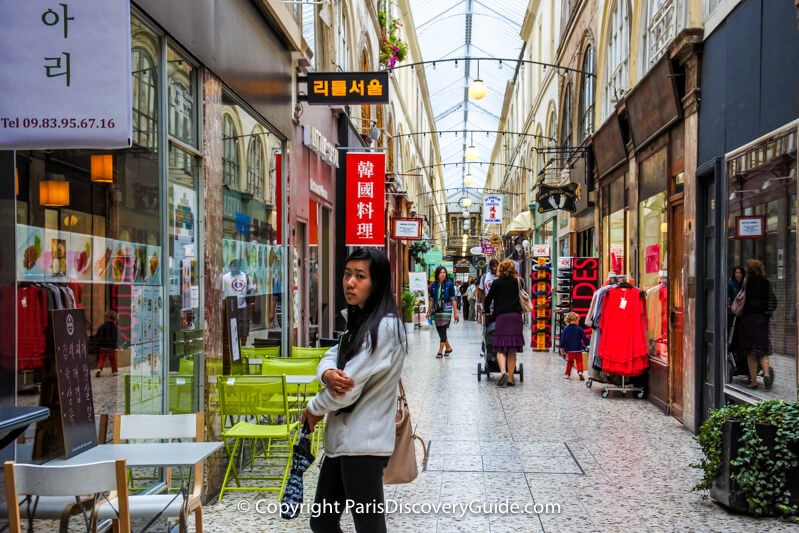 Korean boutiques in Passage Choiseul in Paris's Japanese/Korean district 