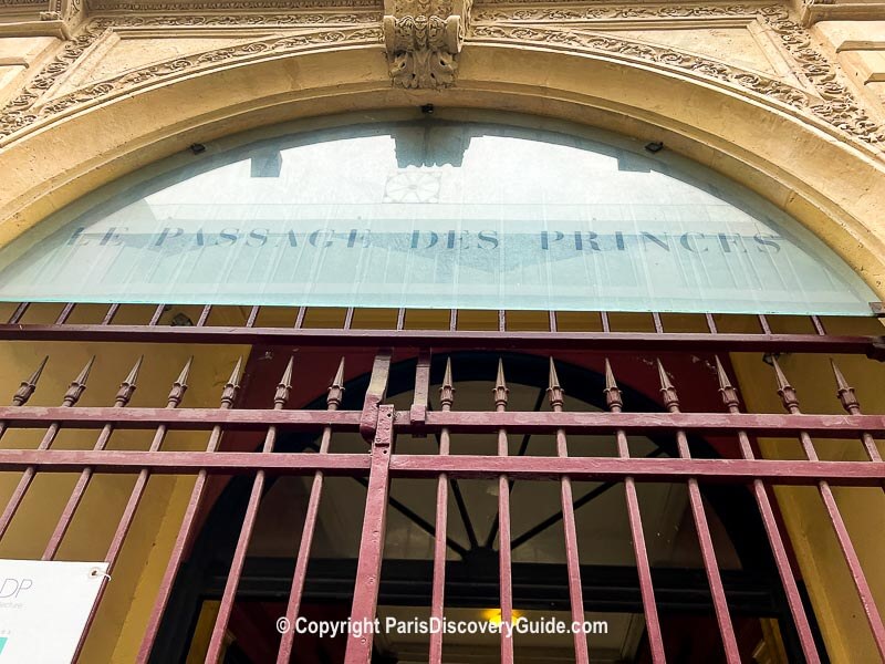 Locked gate at Rue de Richelieu entrance to Passage des Princes 