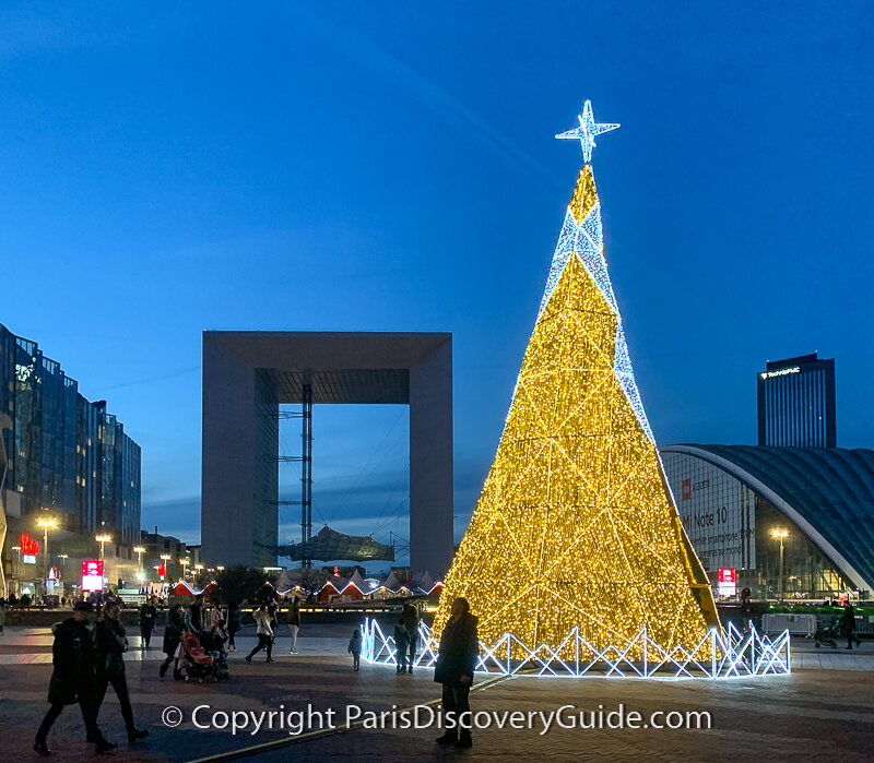 Christmas Shopping Destination in Paris: Samaritaine 