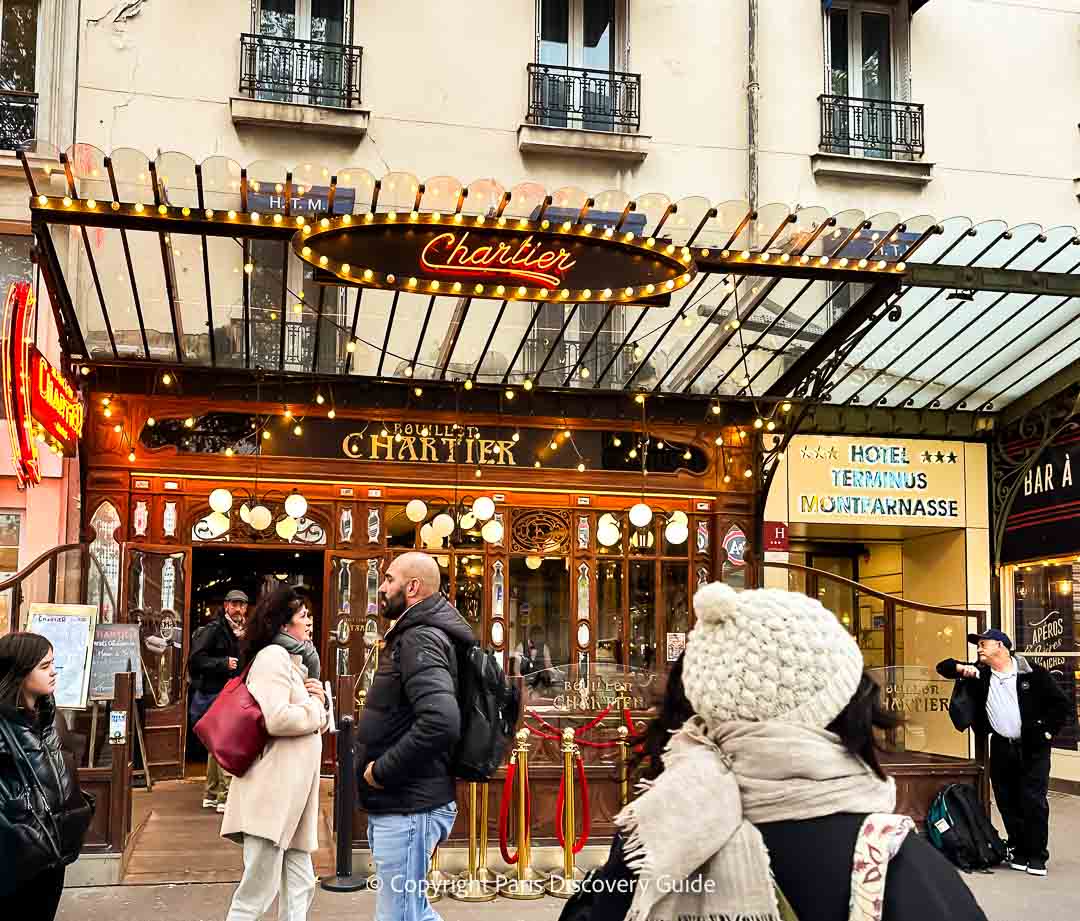 Shivering outside of Bouillon Chartier in the 14th arrondissement