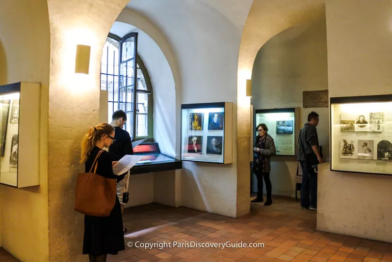 This exhibit focused on the lives and achievements of Conciergerie prisoners before their arrests during the Reign of Terror