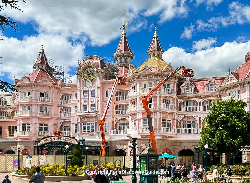 Dream Castle Hotel - Paris Disney hotels