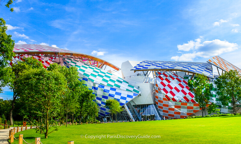 Why You Must Visit The Louis Vuitton Foundation in Paris - pack your bags