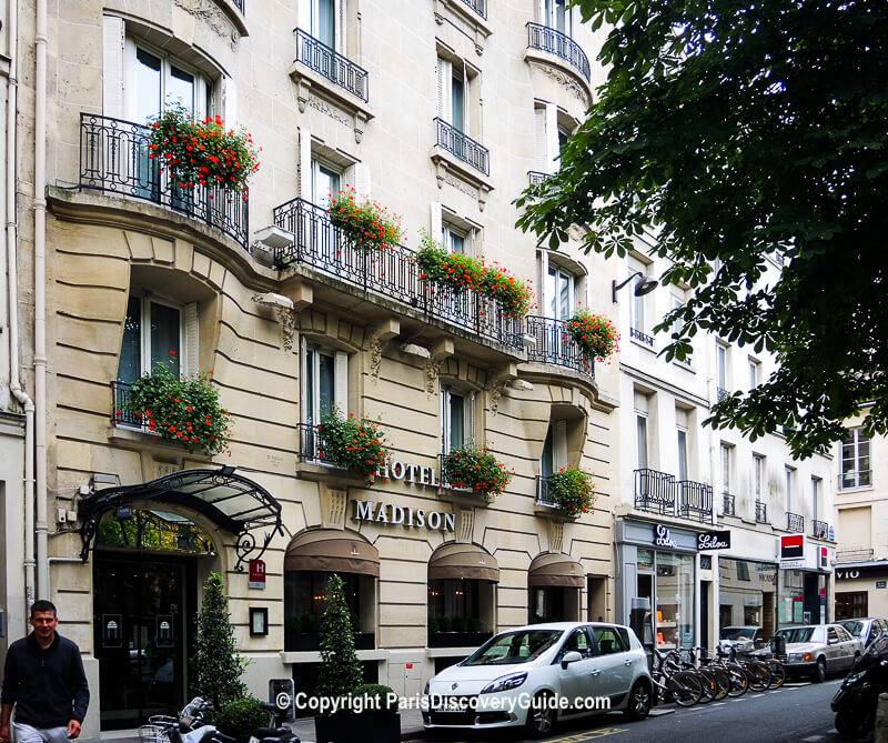 Top Hotels near Le Bon Marche Department Store, Paris for 2023